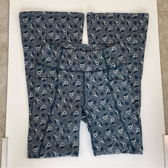 Toad & Co Terrane Floral Stripe Flare Pants Organic Cotton High Rise XS - Picture 2 of 11